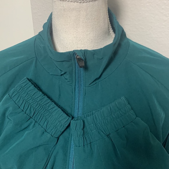 Figs jacket - Picture 4 of 9